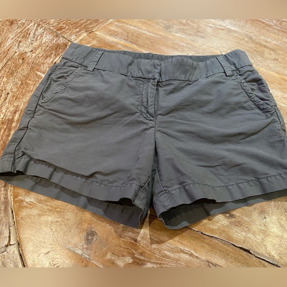 J. Crew classic 5” chino short